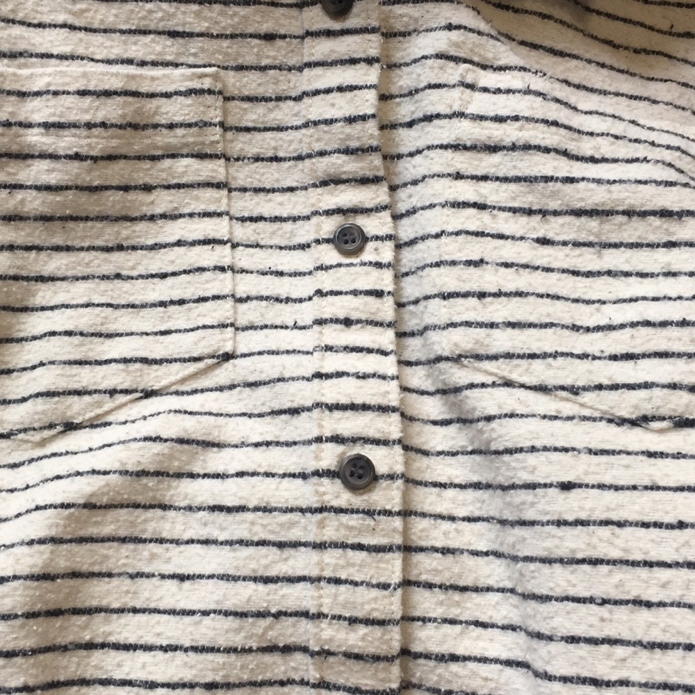 Madewell Oversized Button Down - image 4
